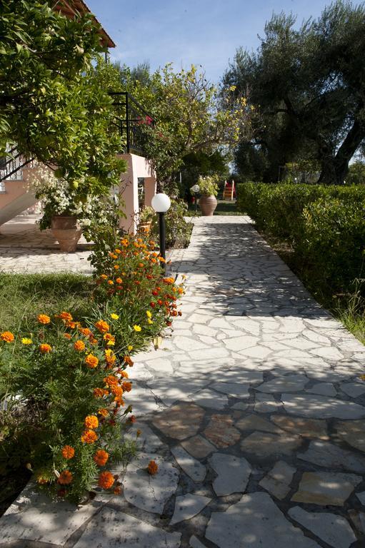 Maria'S Paradise Astrakeri Dış mekan fotoğraf