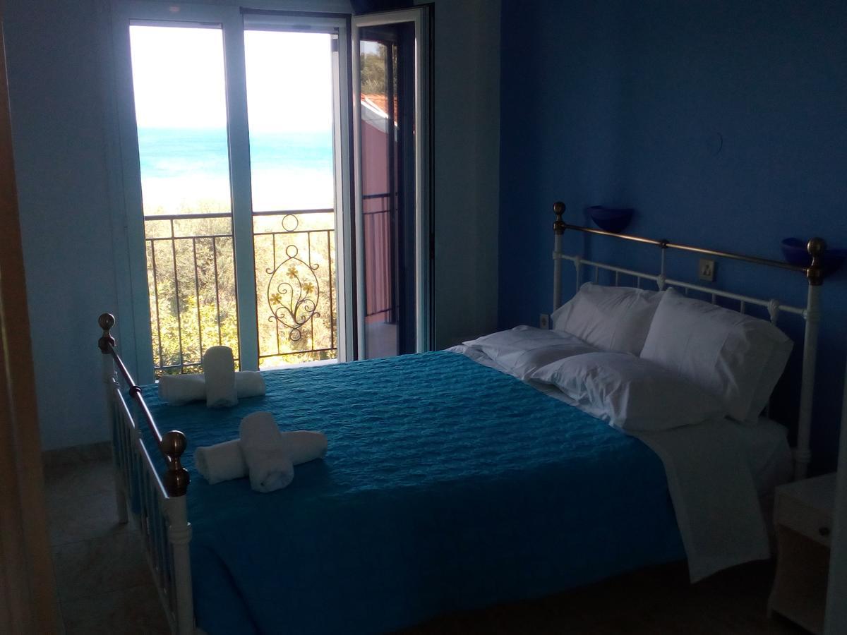 Maria'S Paradise Astrakeri Dış mekan fotoğraf
